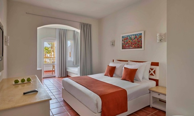 El Quseir Hotel | Red Sea All-Inclusive Resort | 4 Family Rooms, Pools, Private Beach & Dining