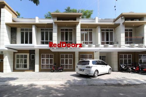 Pogung Lor House | RedDoorz near Jogja City Mall 3