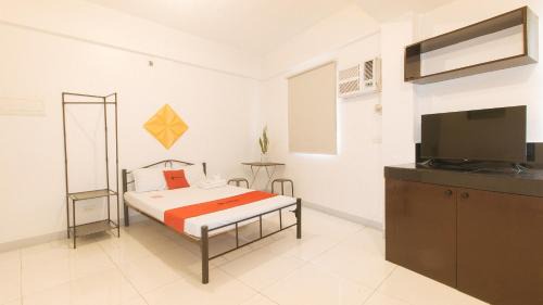 Bangkal Hotel | RedDoorz @ The Vjour Hotel Makati