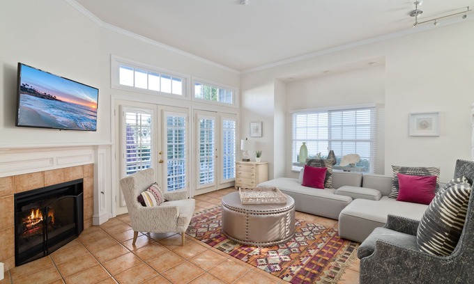 South Redondo Condo | Redondo Beach Piece of Heaven-2 blocks From the Beach