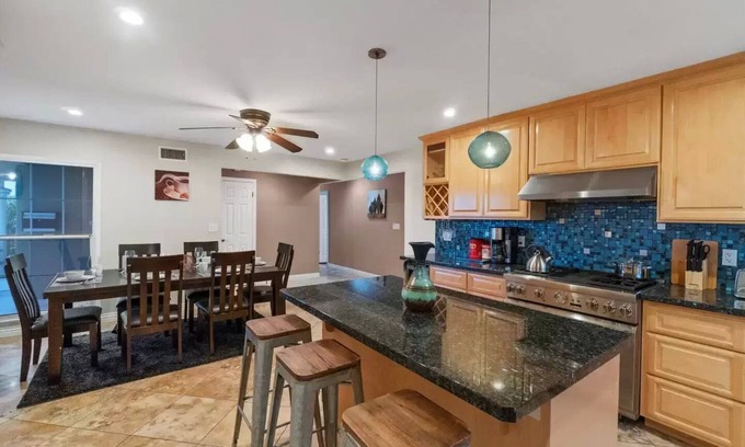 Orange House | *Reduced Pricing* Spacious Disney Vacation w/Game Room