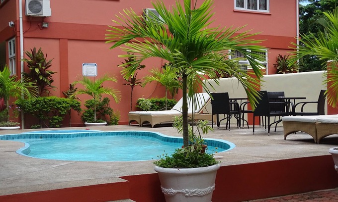 Anse aux Pins Apartment | Reef Holiday Apartments