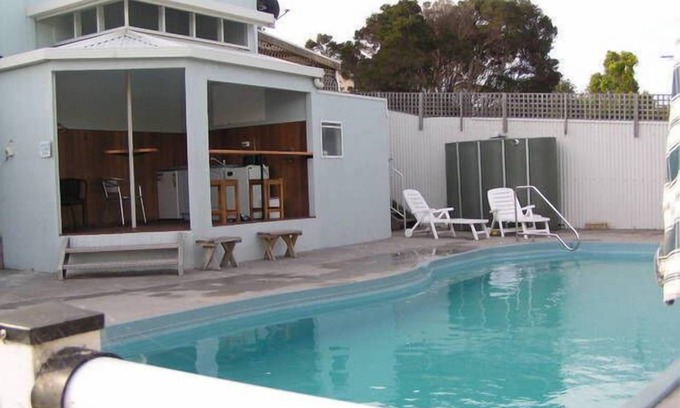 Inverloch Apartment | REEFS APARTMENTS INVERLOCH