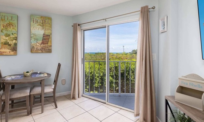 Tavernier Condo | Reel Key Largo Escape Ocean Pointe 5209
