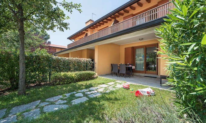 Lignano Pineta Apartment | Refined Living for 6 in Modern Apartment with Pool