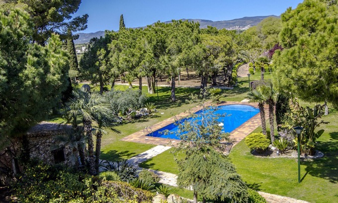 Santa Oliva Villa | Regal Retreat with extra large pool near Sitges