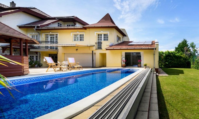 Eger House | REGE - Wellness Resort House