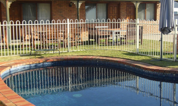 Cobram Hotel | Regency Court Motel