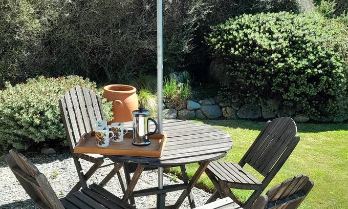 Fairlie Cottage | Regent Cottage - Modern Cottage with Character.