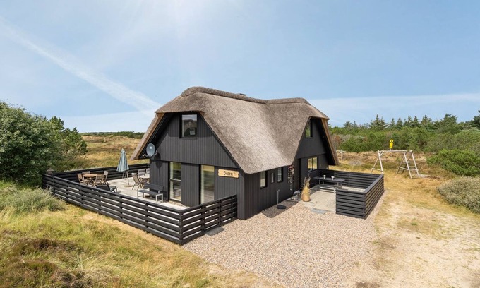 Blavand Strand House | "Reiko" - 1.5km from the sea by Interhome