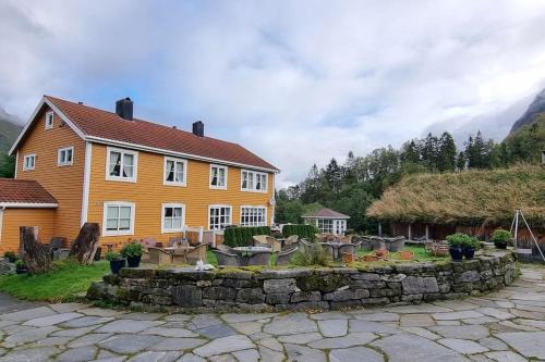Orsta Apartment | Rekkedal Gjestegard , Sæbø