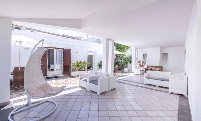 Il Monte House | Relais Regina Rosanna