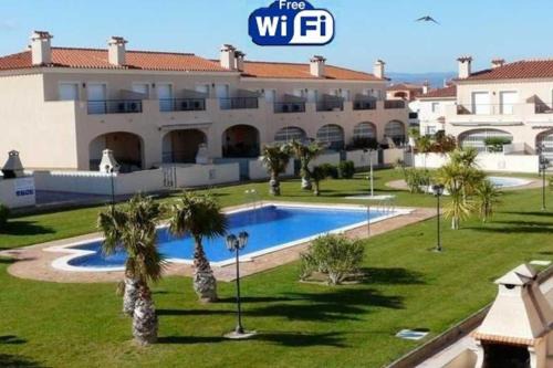 Miami Platja House | Relajante casa Climatizada Parking privado y Cerca del Mar