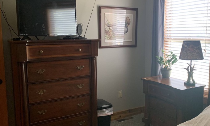 Helmsburg Cabin | Relax and unwind at a beautiful peaceful cabin retreat!