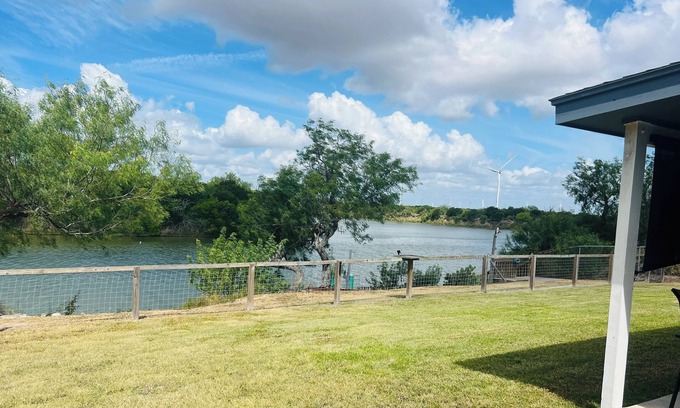 Rio Hondo House | Relax at the Arroyo Casita #2 with Private Dock