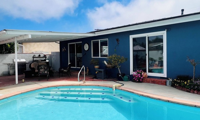 Clairemont Mesa House | Relax at this Family Home w/Solar heated Pool & Game Room. Close to everything!