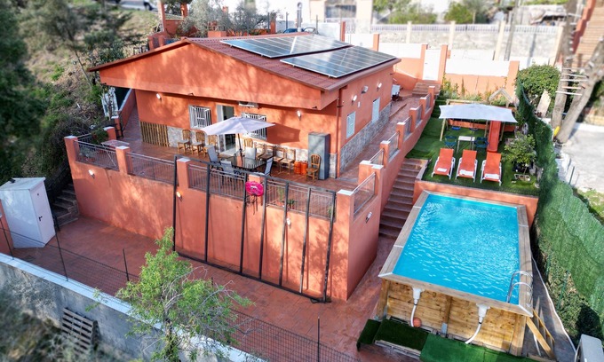 Sant Esteve Sesrovires House | RELAX HOUSE BARCELONA