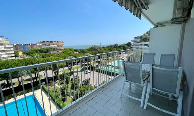Porto Santa Margherita Apartment | Relax in a our pool view apartment