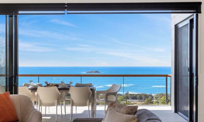 Korora House | Relax in Coastal Luxury | The Outlook at Sapphire | Private Plunge Pool
