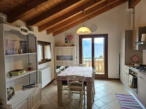 Pisogne Apartment | Relax in montagna con vista lago