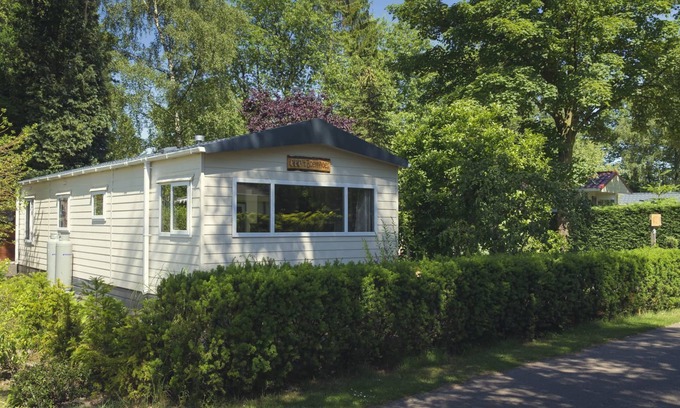 Zuna Cabin | Relax in this comfortable bungalow!