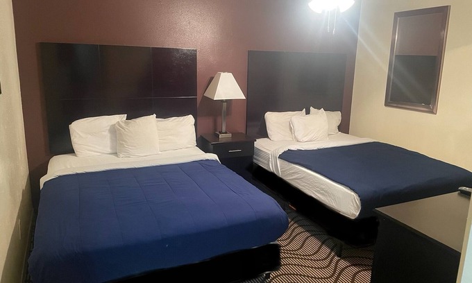 Manor Hotel | Relax Inn