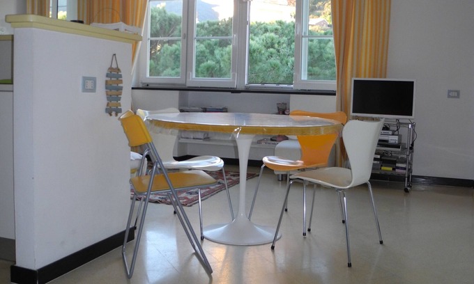 Moneglia Apartment | RELAX & LOT OF LIGHT NEAR THE BEACH