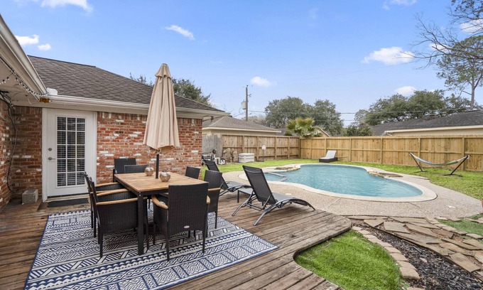 Greater Fondren Southwest House | Relax & Play in Style, Parkside Pool Table + Game Retreat