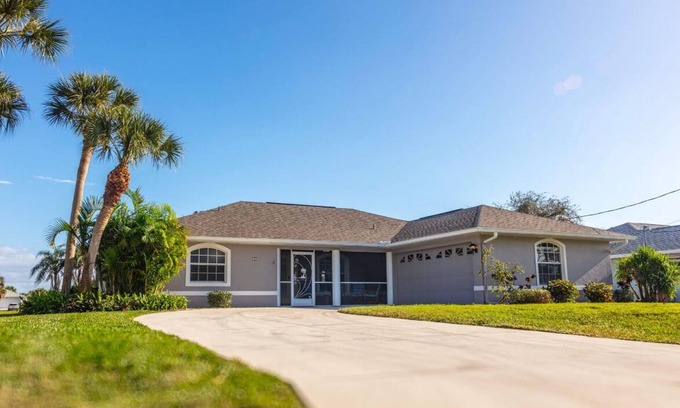 Long Meadow House | Relaxation awaits at this 3 bedroom Rotonda Retreat.