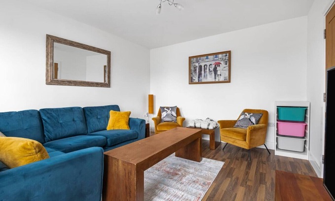 Kenton East House | Relaxed and modern living just 10 mins from the tube