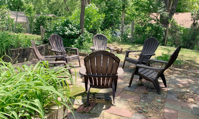 Mound House | Relaxed Cabin with Lake Life Vibe Near Lk Minnetonka