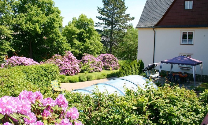 Pockau-Lengefeld Apartment | Relaxing Base in Pockau