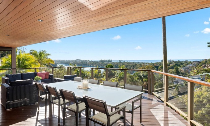 Narrabeen House | Relaxing Coastal Sanctuary