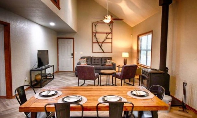 Park Hill House | Relaxing/Enjoyable/3 Level home - Lake Tenkiller