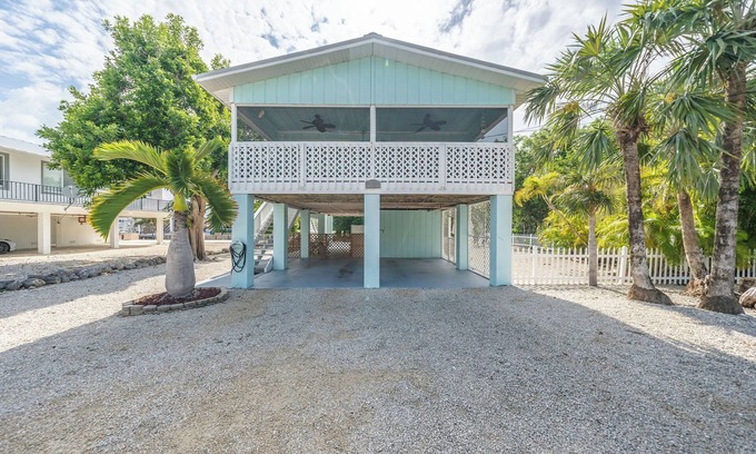 Port Pine Heights House | Relaxing Florida Keys canal front home in nature preserve