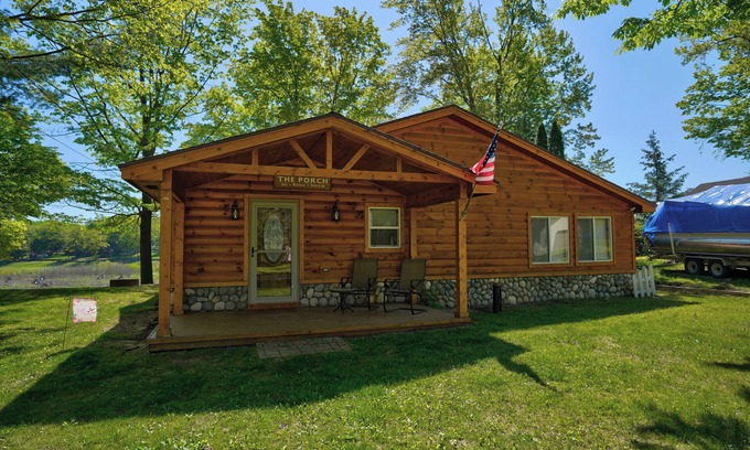 Hope Cabin | Relaxing Getaway with that UP North Feel!