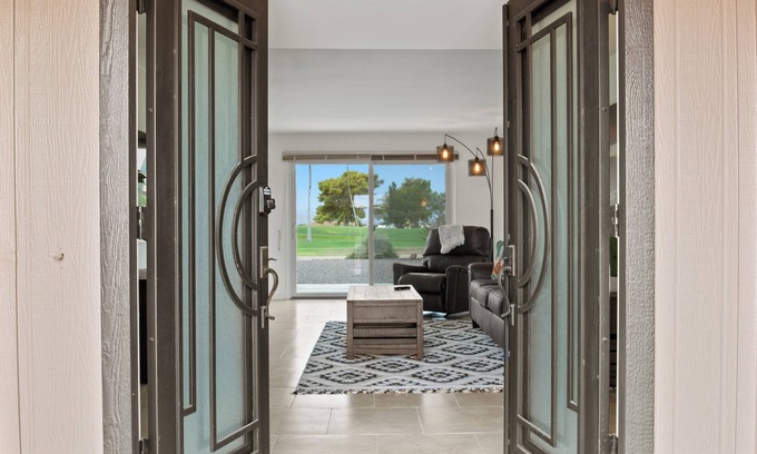 Sun City House | Relaxing Golf Retreat! 2-bedroom desert oasis