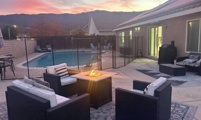 Lake Elsinore House | Relaxing Pool & Spa Retreat