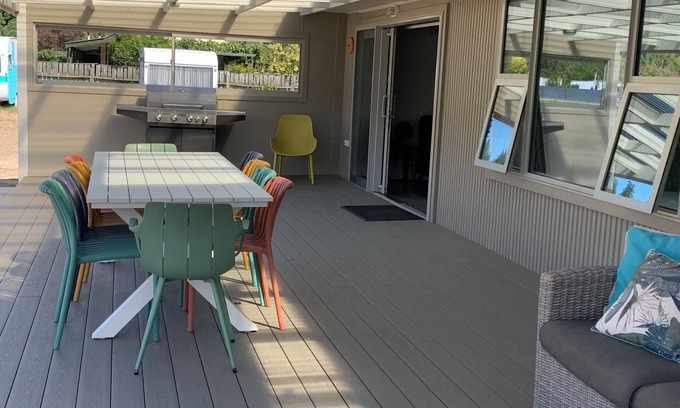 Alexandra House | Relaxing private semi-rural holiday home