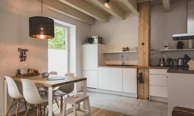 Upleward Apartment | "Relaxing vacation at the historic Gulfhof Boomgaarden on the North Sea!"