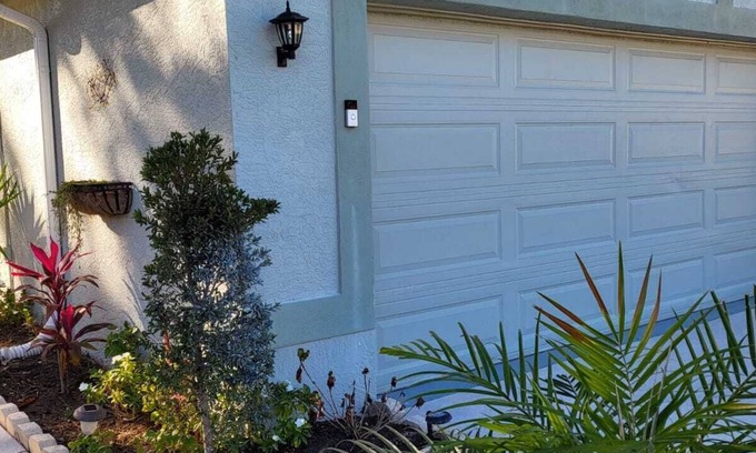 Naples Villa | Relaxing waterfront property, 10 minutes from the beach