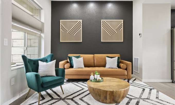 Northfield House | Relocation-Ready 2BR Near DIA,Dog OK ,CentralPark