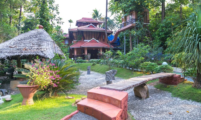 Devikolam Resort | Reminiscence Ayurveda Yoga Retreat.Best Ayurveda & Yoga Retreat !