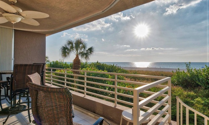 Marco Island Condo | Remodeled Beachfront Condo, Stunning Ocean Views + Private Cabana-Somerset 106!