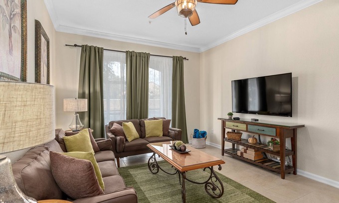 Windsor Hills Condo | Remodeled - Windsor Hills - Ground Floor - No Carpets Quiet Area - Disney Area