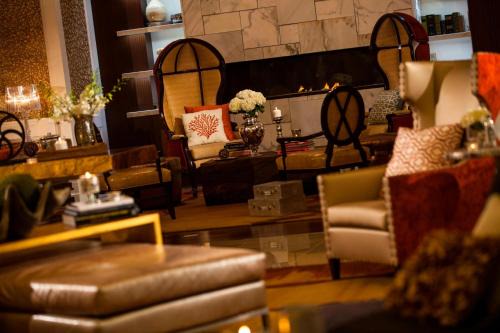 South Baton Rouge Hotel | Renaissance Baton Rouge Hotel