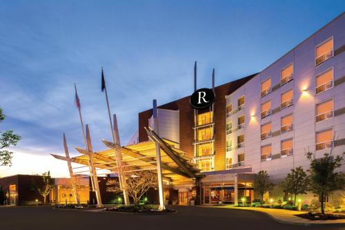 Foxboro Hotel | Renaissance Boston Patriot Place Hotel