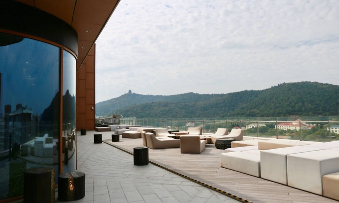 Wuzhong Hotel | Renaissance Suzhou Taihu Lake Hotel