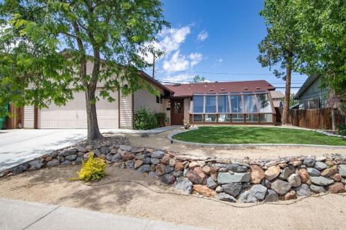 West University House | Reno Retreat-Near Downtown-UNR-Family Fun