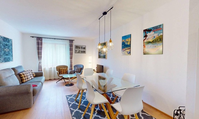 Pontresina Apartment | Renovated, beautiful holiday apartment on the 1st floor with a fantastic view.